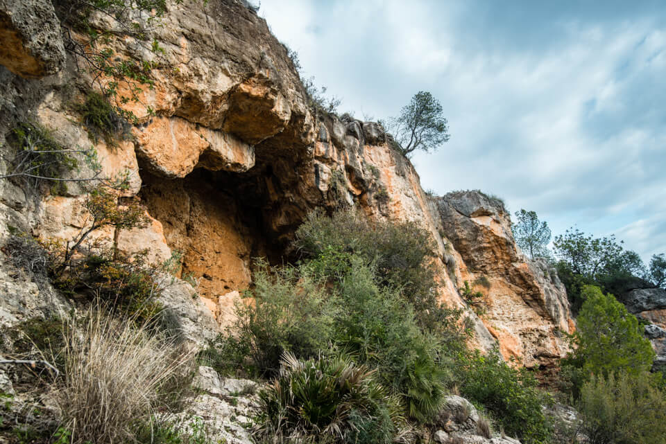 Abrigo Magdaleniense en la senda Vedà de Sumacàrcer SL-CV 17.1